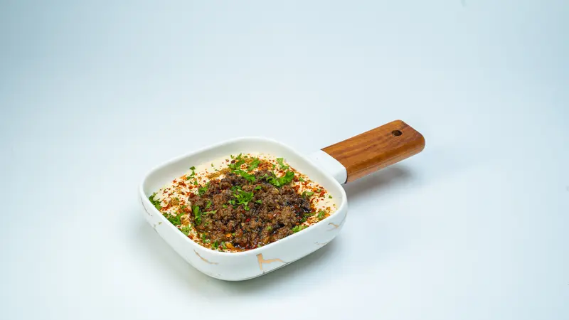 Hummus Lamb