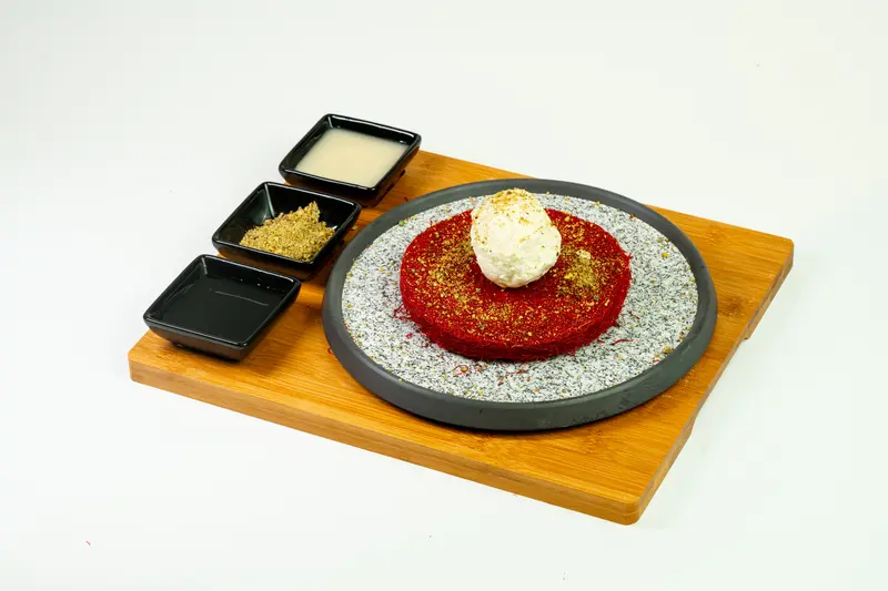 Red Velvet Kunafa